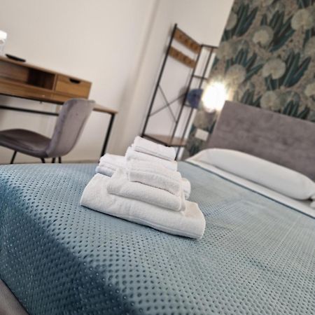 Eden Hotel Lamezia Terme Bagian luar foto