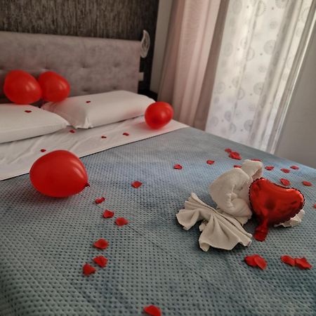 Eden Hotel Lamezia Terme Bagian luar foto