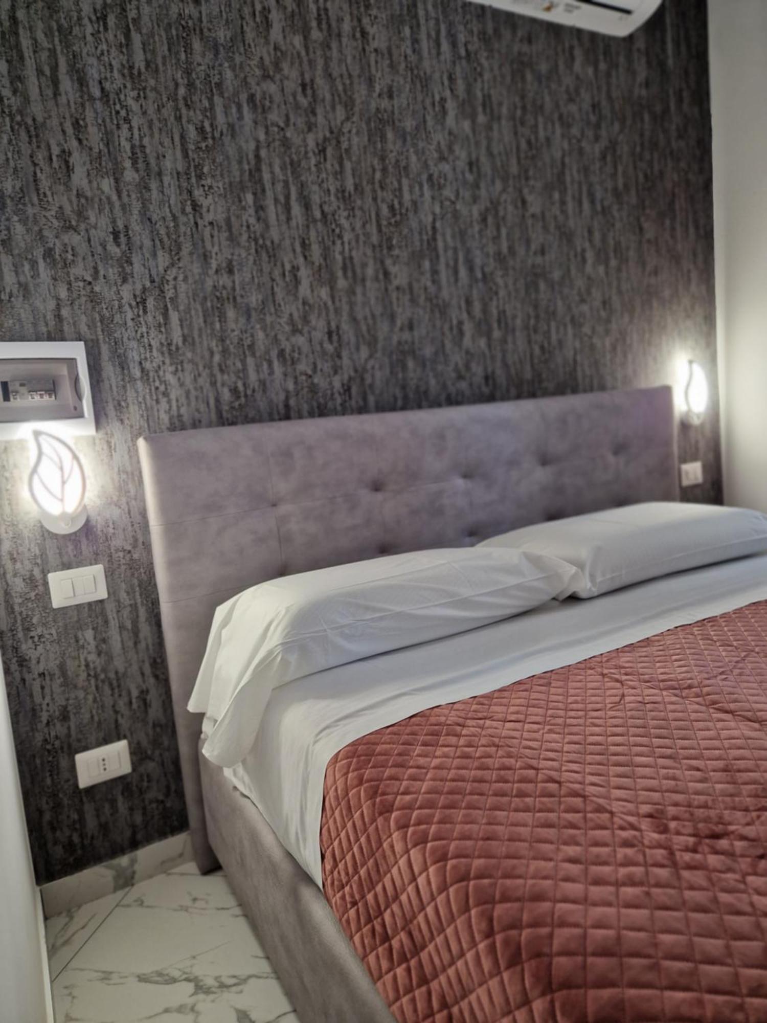 Eden Hotel Lamezia Terme Bagian luar foto