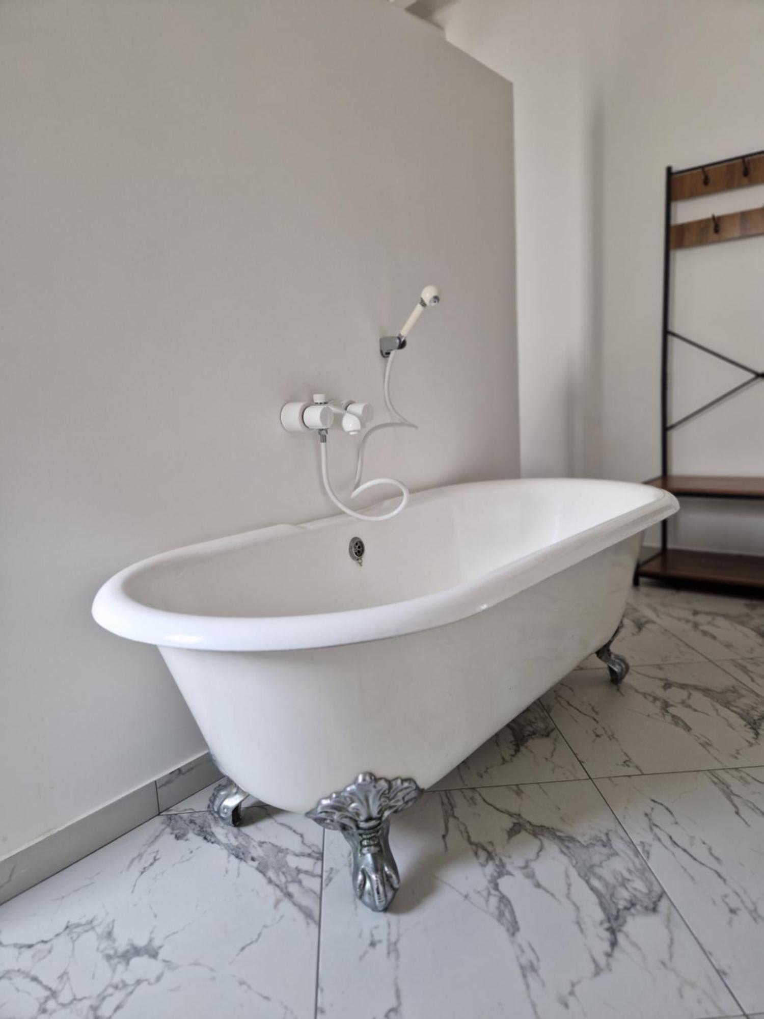 Eden Hotel Lamezia Terme Bagian luar foto