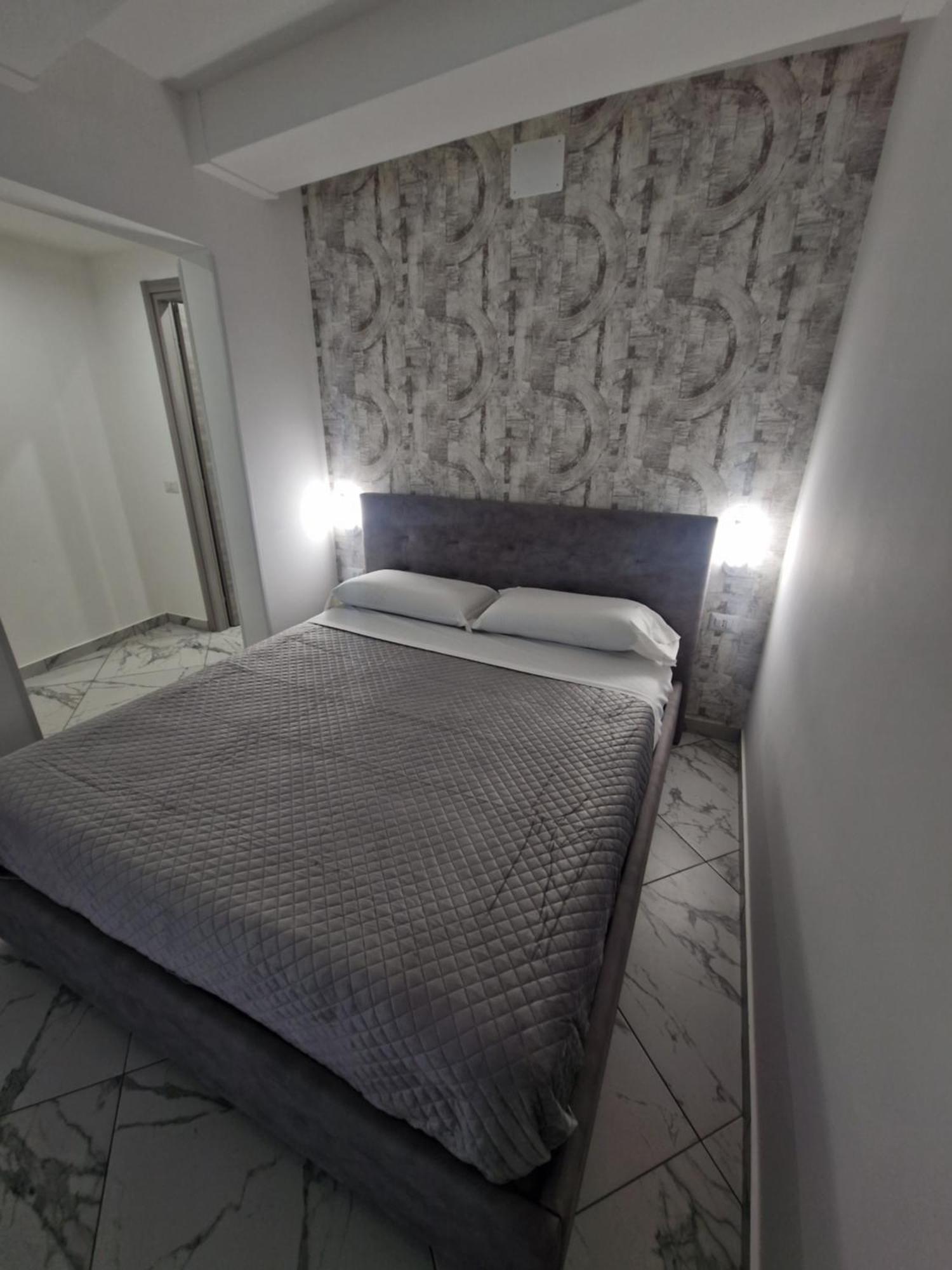 Eden Hotel Lamezia Terme Bagian luar foto