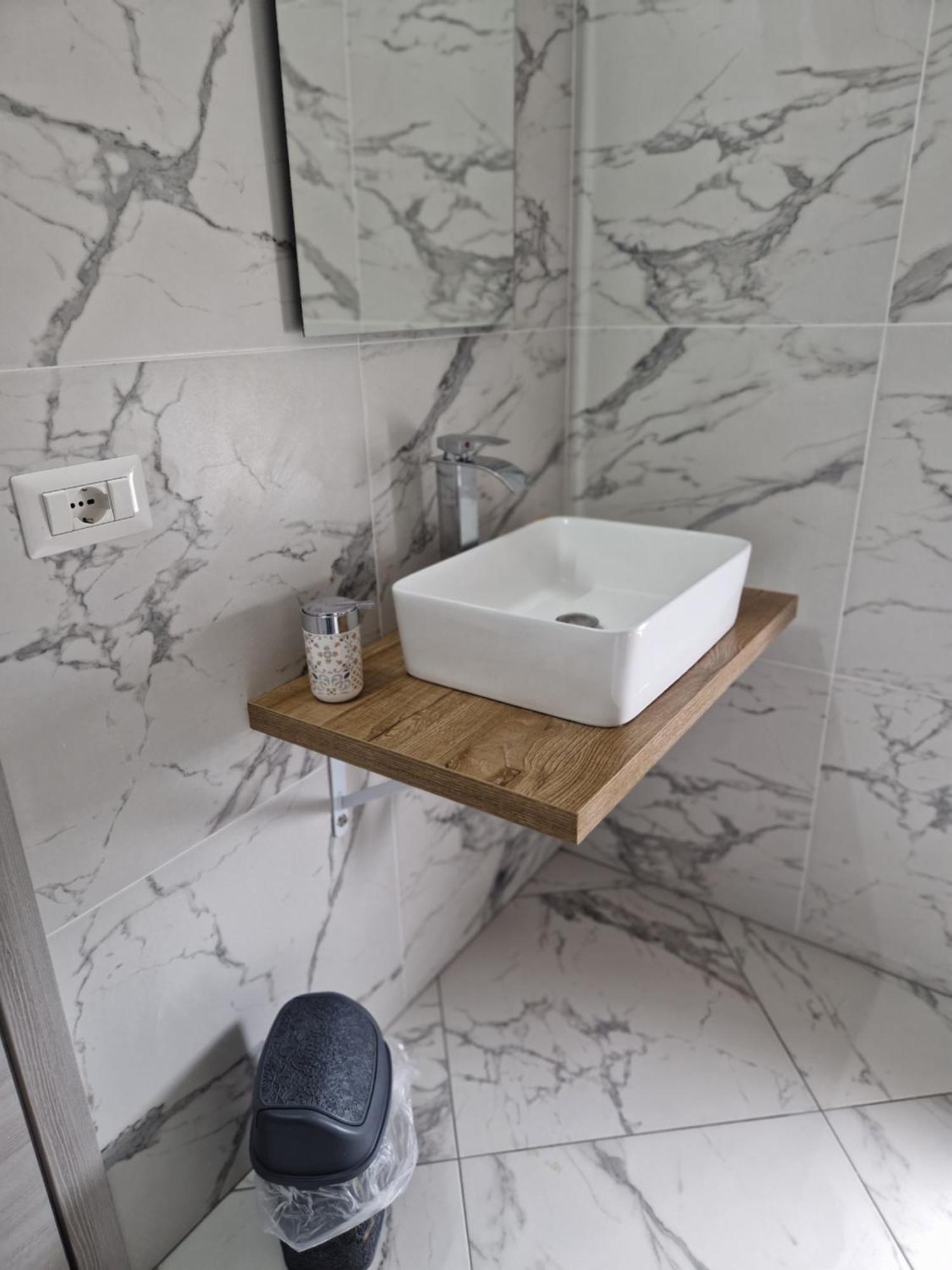 Eden Hotel Lamezia Terme Bagian luar foto